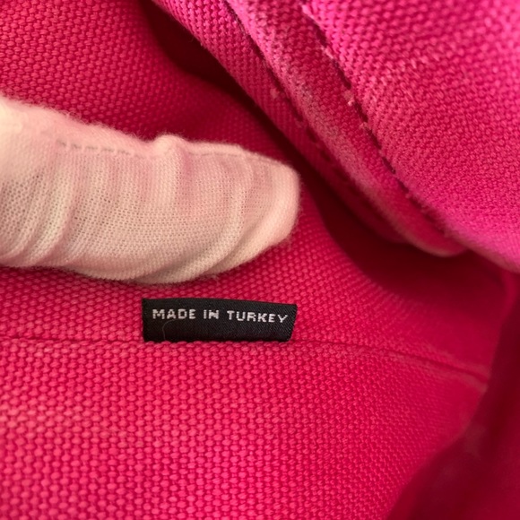 Prada Canapa - Picture 4 of 12